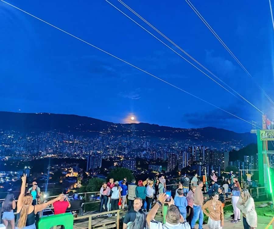 Medellín: One Night in El Cielo Viewpoint with activities - Why the weather matters at El Cielo