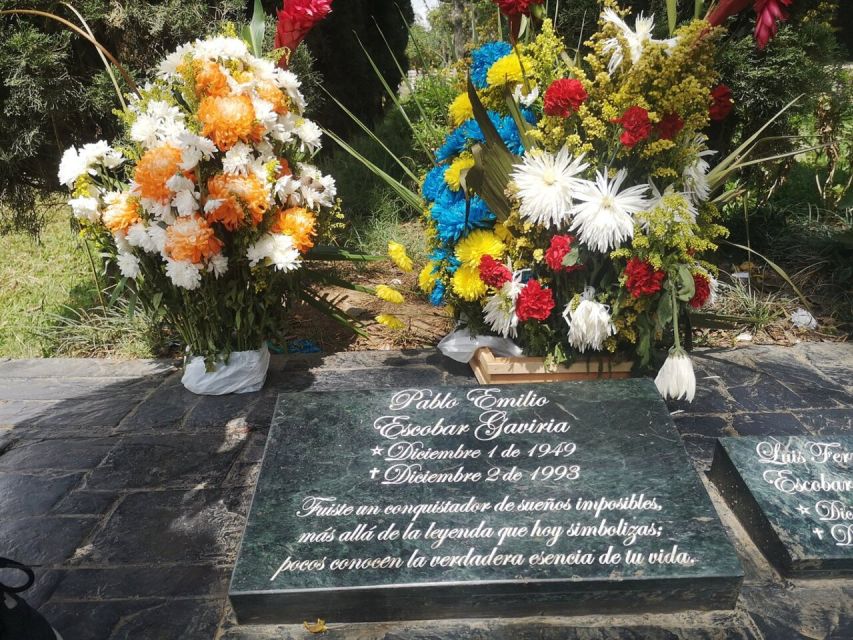 Medellin: Pablo Escobar, Dark Times & the New Medellin Tour - The guide makes or breaks the experience