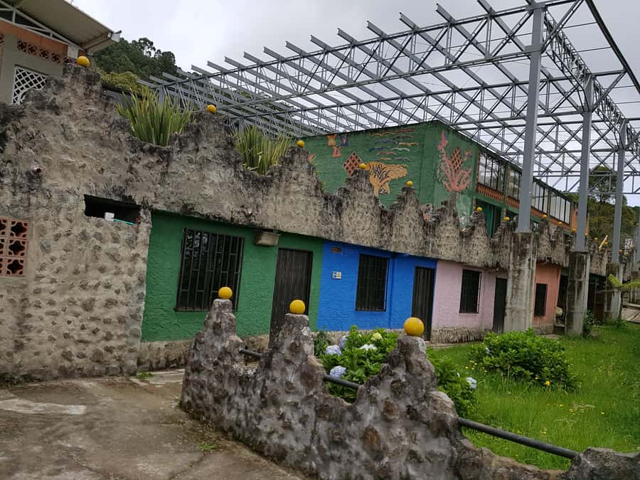 Medellín: Pablo Escobar Jail Private Tour - Should you book the Pablo Escobar Jail Private Tour?
