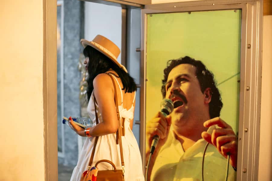 Medellín: Pablo Escobar Tour with Guide and Transportation - Virgen Rosa Mystica, a first glimpse of the story