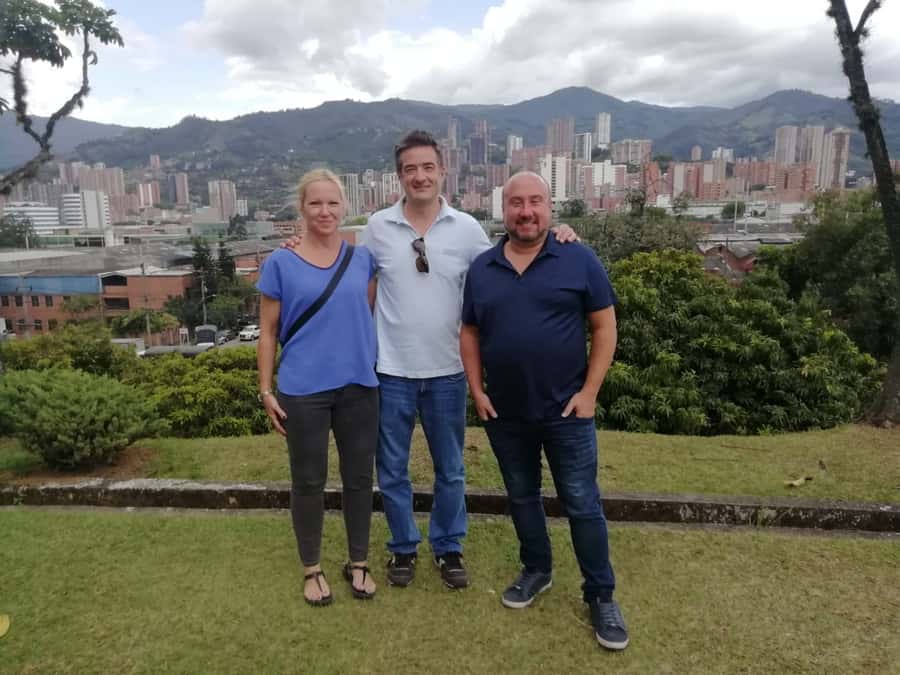 Medellin: Private 3-Hour Pablo Escobar Tour - Starting with a 9:00 a.m. or 1:30 p.m. pickup