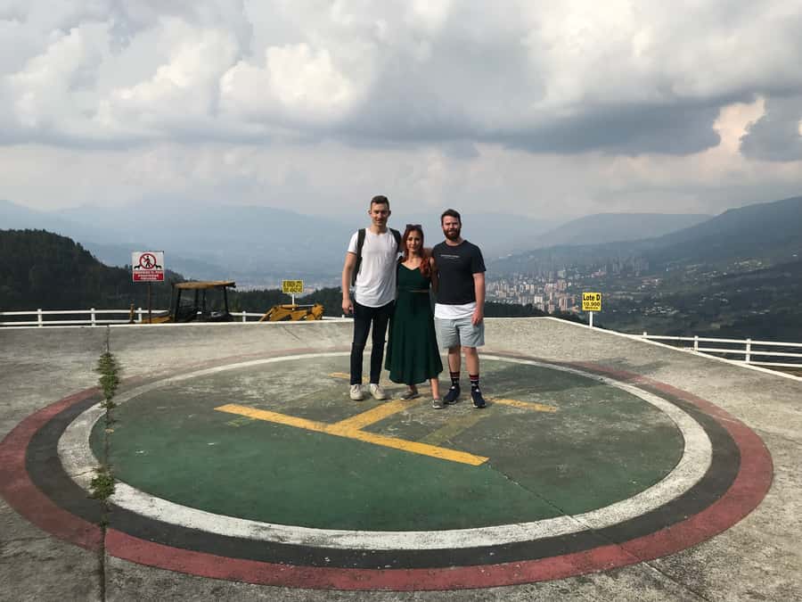 Medellín: Private Pablo Escobar Tour with Cable Car Ride - Barrio de Pablo Escobar and the housing story
