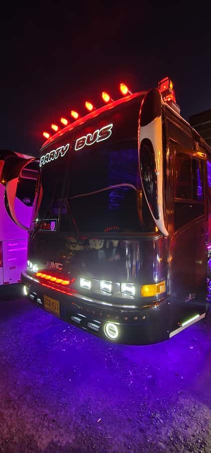 Medellin: Rumbero Party Bus with all the beer you can drink - What the three-hour length means