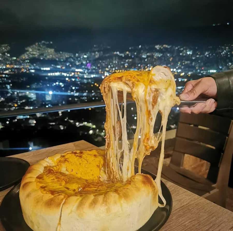 Medellin: tasting Street Food with Rooftops of El Poblado - How much food do you really get?