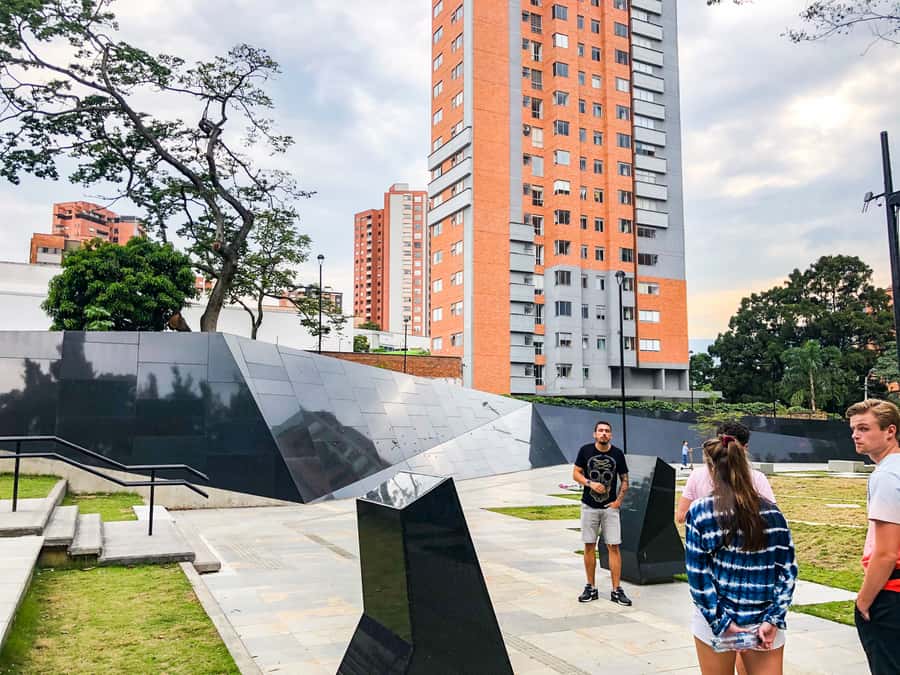 Medellín: The Real Pablo Escobar Tour - Inflexión Memorial Park and the former home