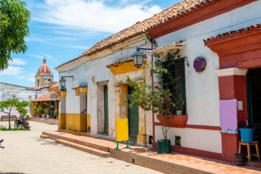 Mompox Caribbean Routes - Wine, filigree, and the value of seeing local work