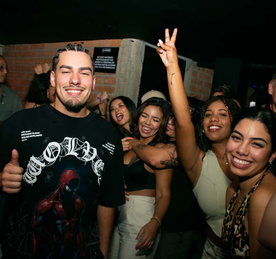 Nightlife Medellin, Rooftops, bars and Clubs - The strongest reason to book: company and local guidance
