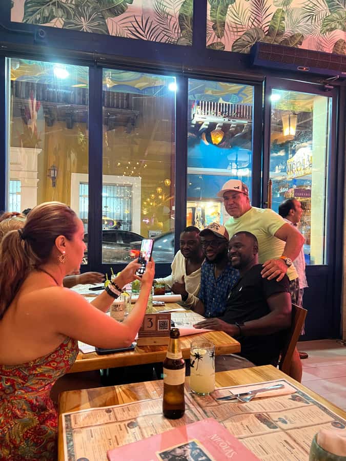 Nightlife: sunset boat party + tour of the old town - Who will enjoy this Cartagena night