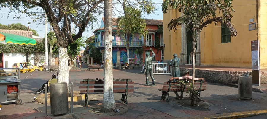 Old City Cartagena Private Tour - Emeralds, local flavor, and the final move to Getsemani
