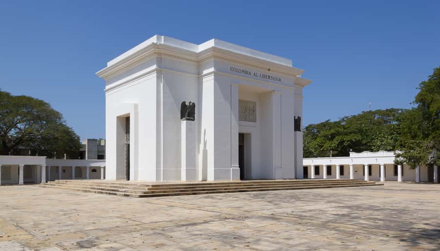 Old Town and Quinta Pedro Alejandrino Santa Marta City Tour - Weather, walking, and useful preparation