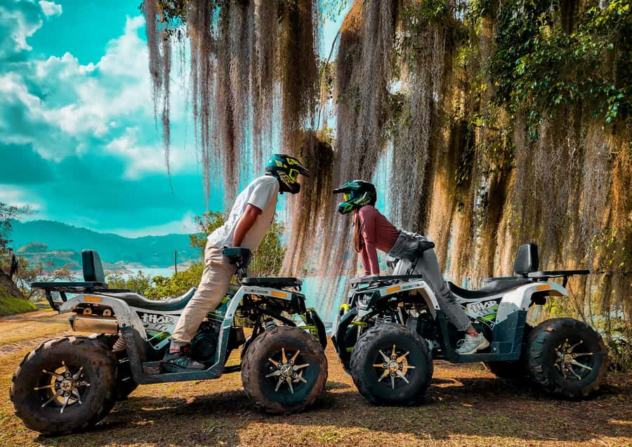 Pablo Escobar Mansion+Paintball+Boat+ATV (Private Guatape) - The ride out from Medellin
