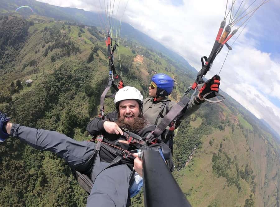 Paragliding Medellin with Transportation and free Videos - The view over Medellín and Bello