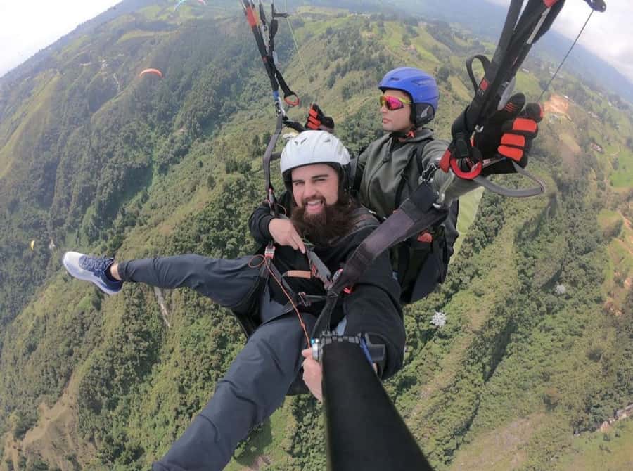 Paragliding Medellin with Transportation and free Videos - Timing, documents, and physical limits