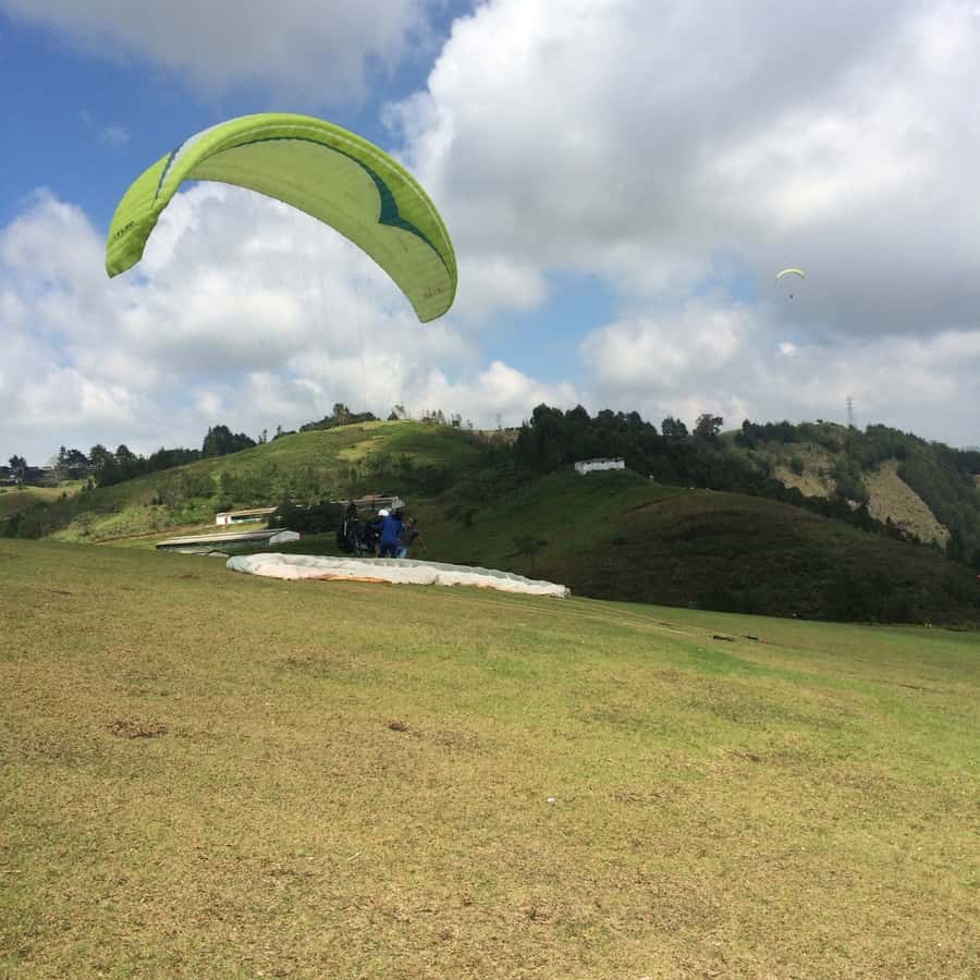 Paragliding the Andes from Medellín - Practical preparation for a smoother morning