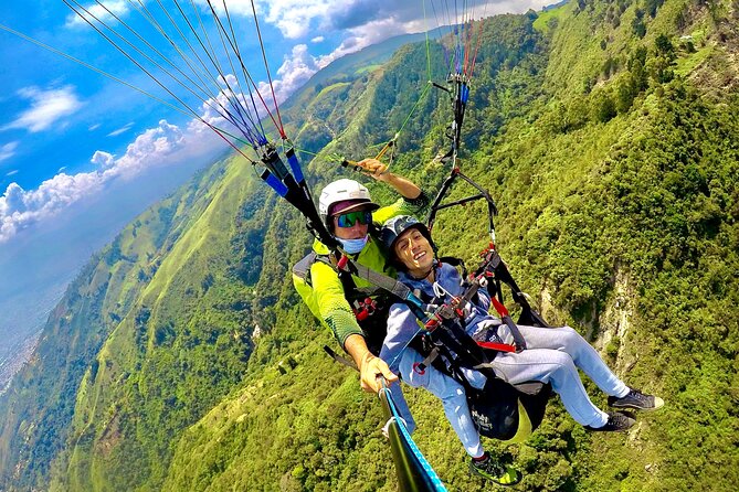 Paragliding With Xplore Colombia - Safety instructions before takeoff