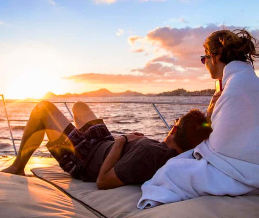 Party Boat in Cartagena Bay with NightClub Ticket - Sunset views, with a realistic expectation