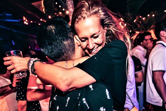 Party without limits! Cartagena; VIP Party. - A five-hour night that starts under Cartagena’s Clock Tower