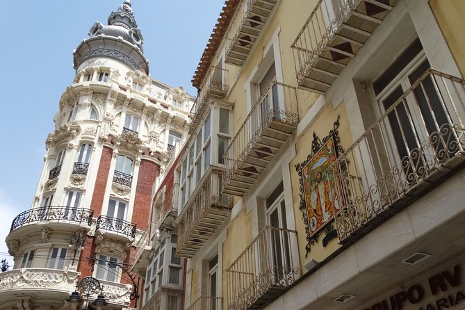 Private 4-hour walking tour of Cartagena with official tour guide - Seeing Roman Carthago Nova at Cerro del Molinete