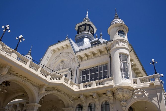 Private Boat Tour to Rio de la Plata and Delta El Tigre with Wine on Board - Key Points
