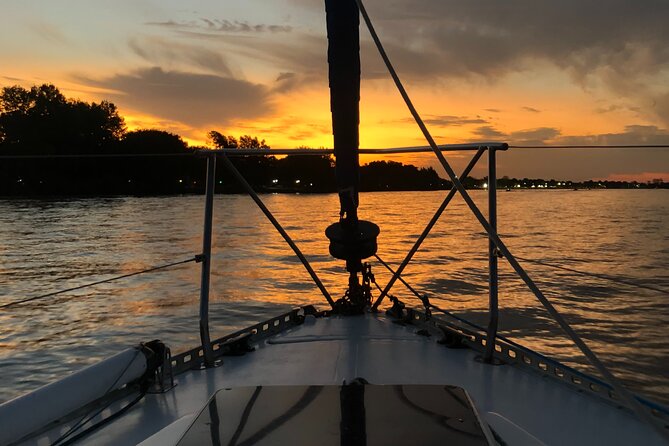Private Boat Tour to Rio de la Plata and Delta El Tigre with Wine on Board - Timing, Meeting Point, and Return Plan