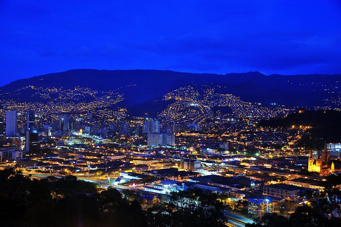 Private City Tour Combined with Pablo Escobar Tour - Medellín Metrocable: a useful ride with a wide city view
