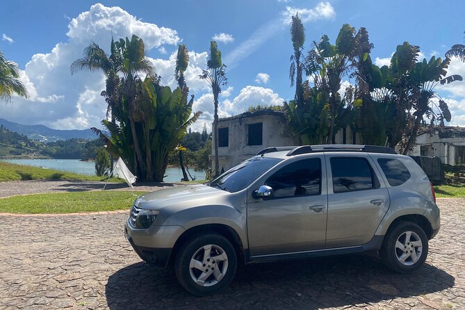 (Private Guatapé) Mansion Pablo Escobar+Paintball+Cuatrimoto+Boat - Sailing the reservoir on a private boat