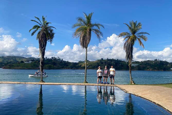(Private Guatapé) Mansion Pablo Escobar+Paintball+Cuatrimoto+Boat - Marinilla’s countryside animal farm