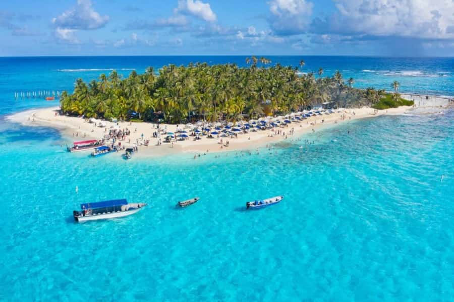 SAN ANDRES: BOAT TRANSFER + JOHNNY CAY - Johnny Cay in four hours