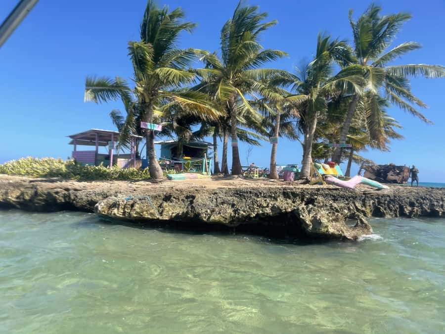 San Andrés: Island Pontoon Boat Tour - Key points to know before booking