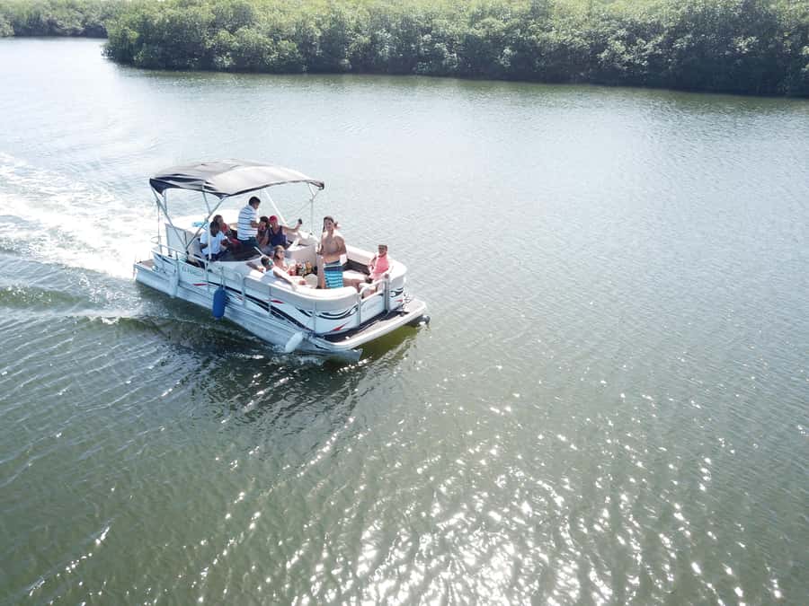 San Andrés: Island Pontoon Boat Tour - El Palito, the first two-hour water stop