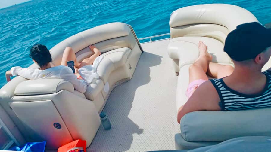 San Andres: Private Boat Trip with Aquarium and Beach Stops - Through the mangrove reserve