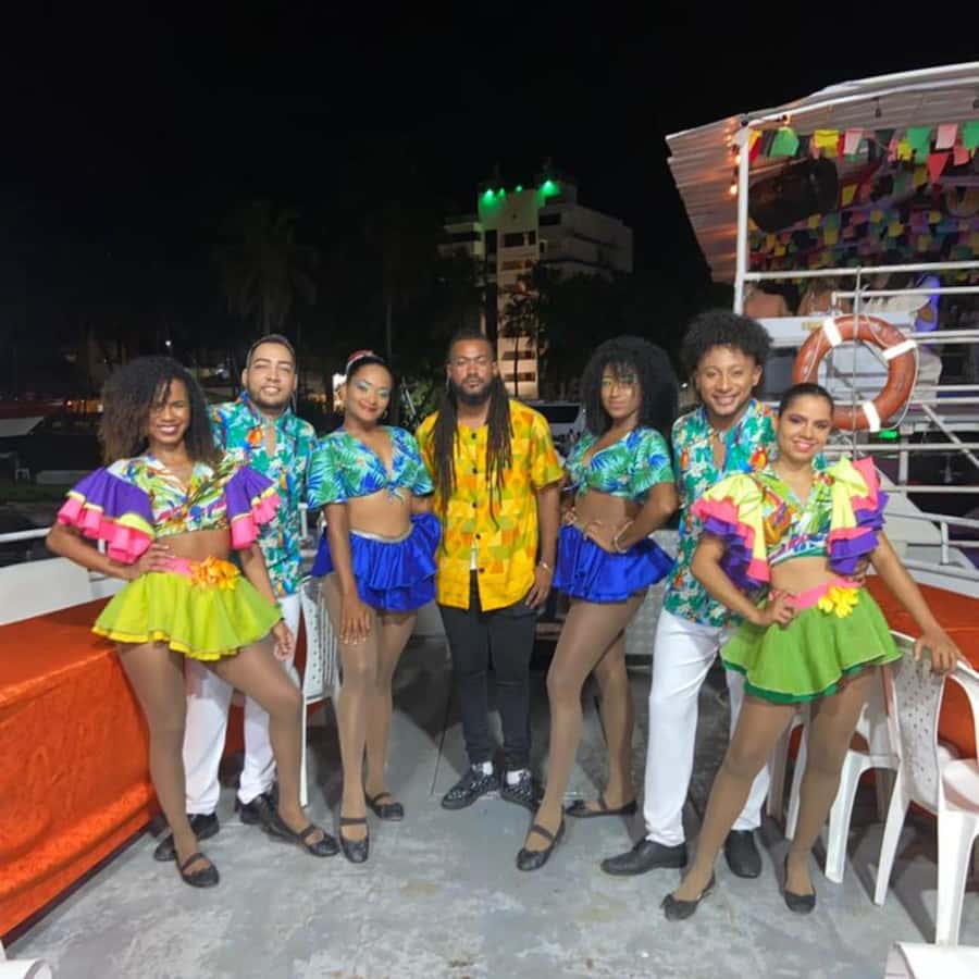San Andres: White Party on boat with open bar, dinner and dancers! - What the White Night cruise is really like