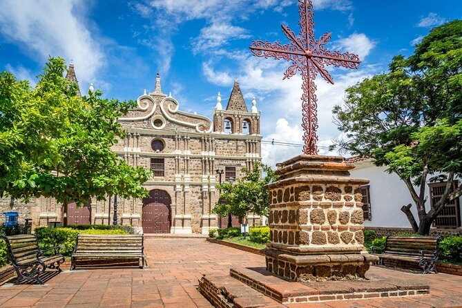 Santa Fe de Antioquia & Colonial Bridge Private Bilingual Guide - Key points to know before booking