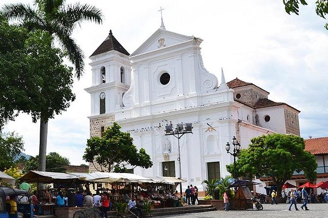 Santa Fe de Antioquia Tour with Western Bridge Visit - Why Santa Fe de Antioquia makes a good day trip from Medellín
