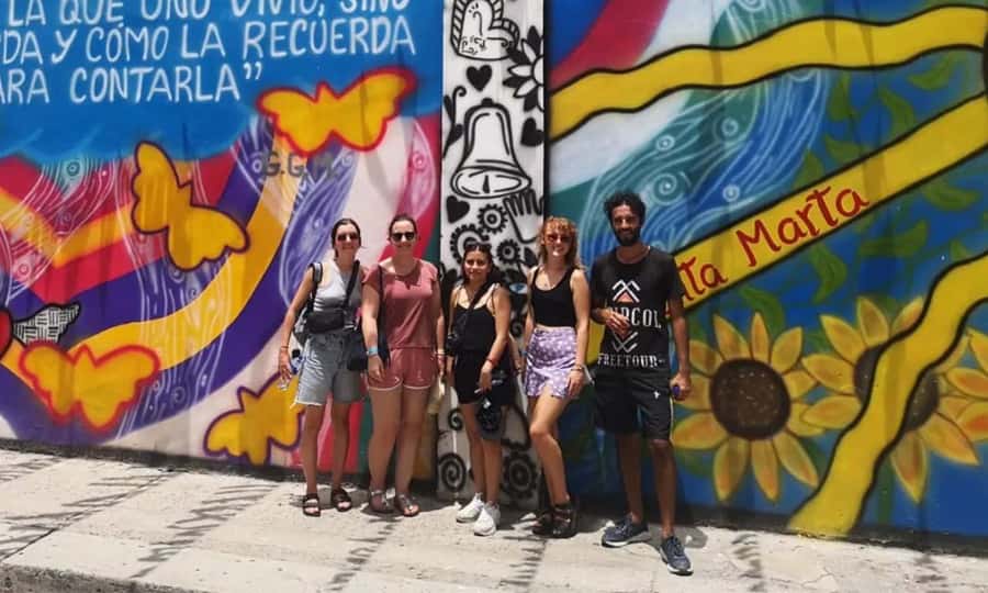 Santa Marta A Historical & Street food Experience - Parque de los Novios, the social heart of the walk
