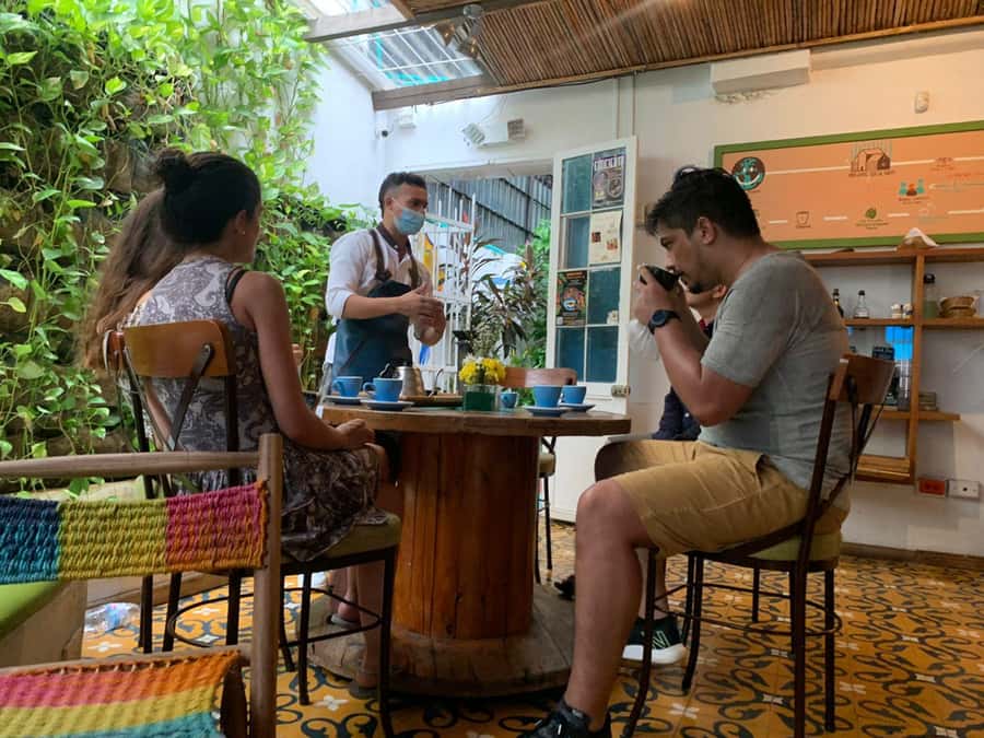 Santa Marta: Guided Walking Food Experience - Seeing Santa Marta between tastings