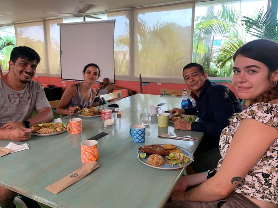 Santa Marta: Guided Walking Food Experience - Cayeye, arepas, and the Caribbean table