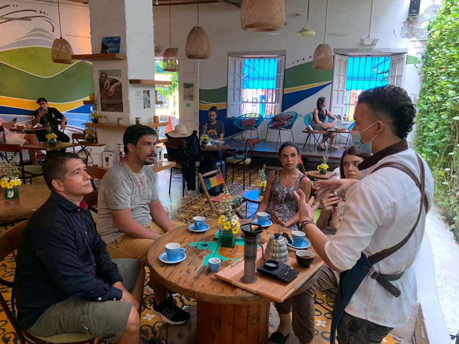 Santa Marta: Guided Walking Food Experience - Who will enjoy this experience most?