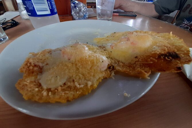 Santa Marta Street Food Tour: 7 Tastings with a Local Guide - Doña Yami’s cayeye and the importance of breakfast