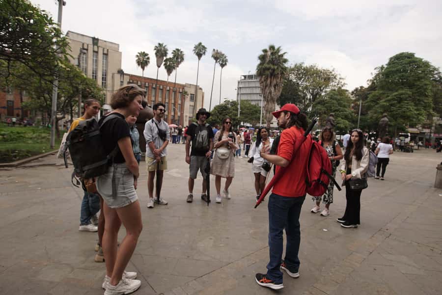 Shared Medellín Downtown Tour with Wireless Audio - Key points to know before you book