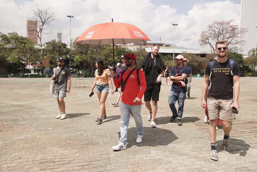 Shared Medellín Downtown Tour with Wireless Audio - Medellín’s railroad story at La Alpujarra