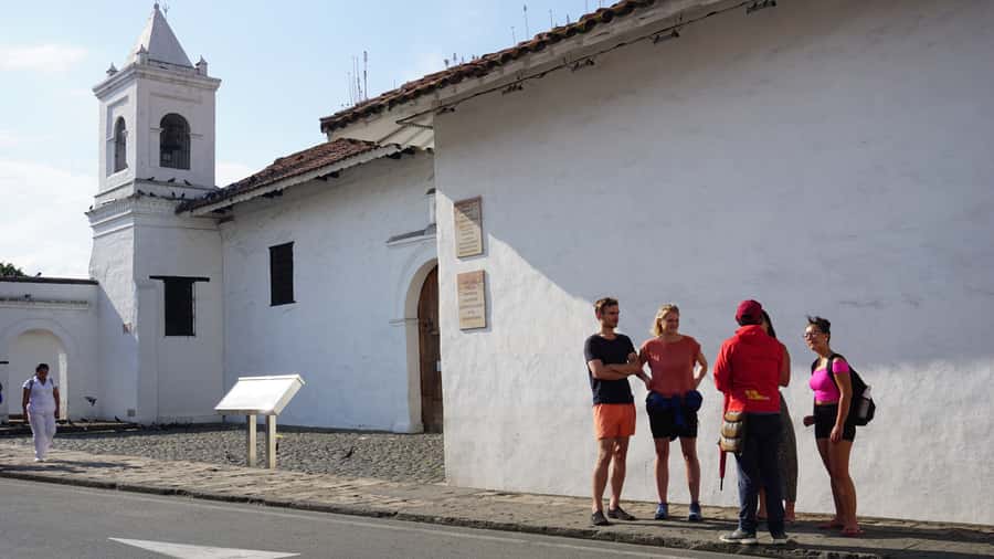 Shared Tour Cali's Historical Downtown - Cayzedo Square and Cali’s architectural markers