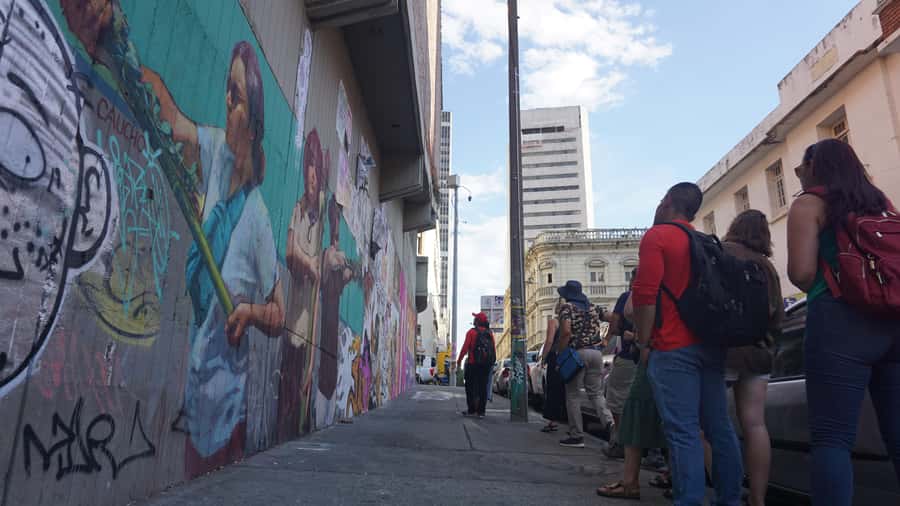 Shared Tour Cali's Salsa, Graffiti & Resistance Experience - World Cup Tunnel, 5th Avenue, and murals in motion