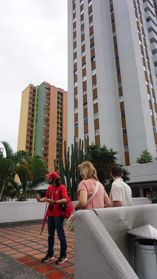 Shared Tour Medellin's Violence & Post-conflict after Pablo - Guide style and the value of the English explanations