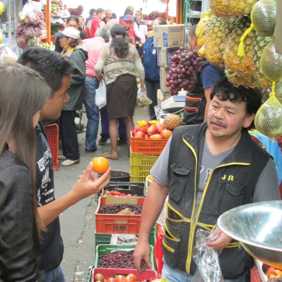 Shared Tour of Colombian Exotic Fruit at Paloquemao Market - Meeting at Gate 10 and Getting Your Bearings