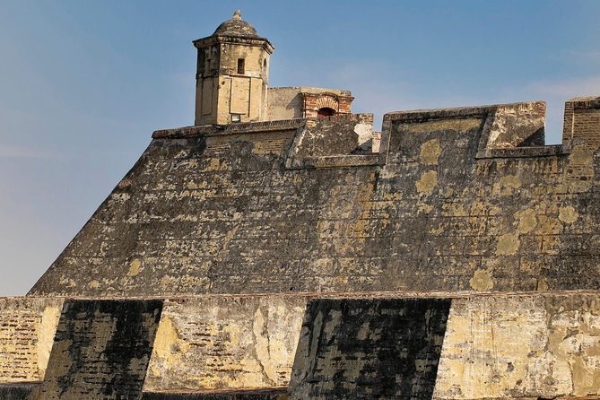 Shore Excursion PRIVATE City tour - Las Bóvedas, from military quarters to craft shops