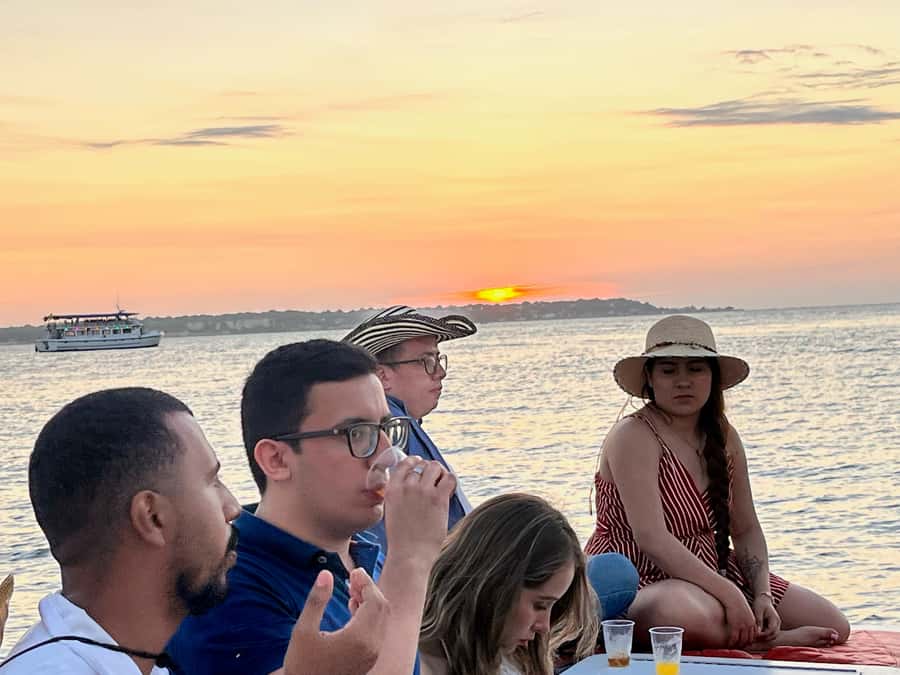 Sunset boat tour open bar and free club entrance Cartagena - The two-hour cruise through Cartagena Bay