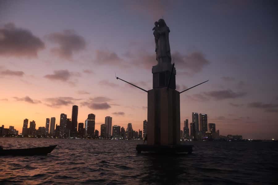 Sunset Party open bar on the bay while sharing with locals - Watching the sunset from open water