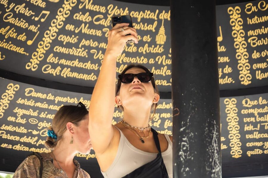 The Cali Salsa Tour - The guides and the feel of the experience