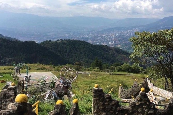 The "not polite to use his name" City Tour - What this Medellín tour is really about